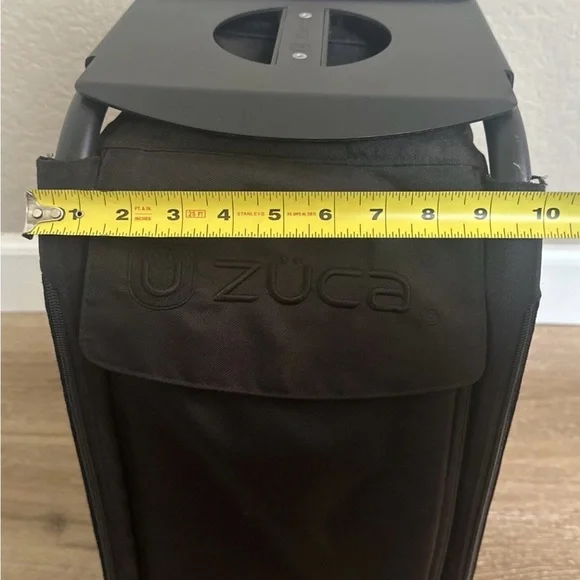 Zuca Ice Skate Bag With Seat Cushion Cover and Light Up Wheels - Picture 9 of 16